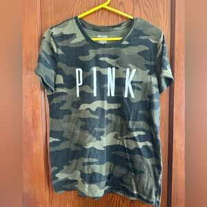 PINK Victoria's Secret Green and Black Camo Tee